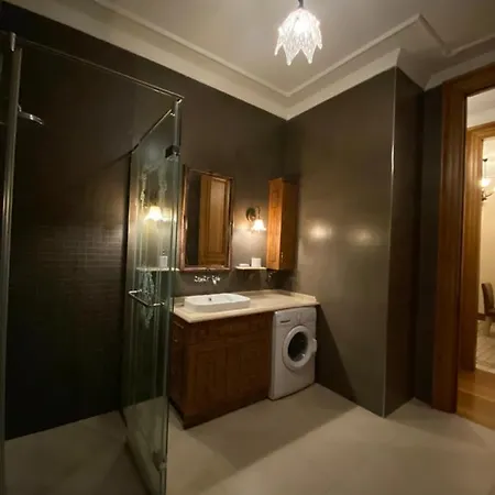 Aslan Apartment Istanbul